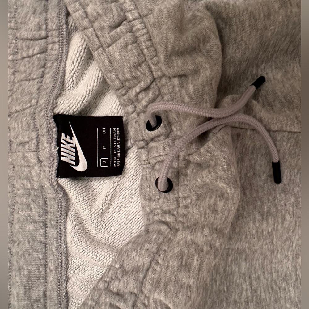 Nike joggers